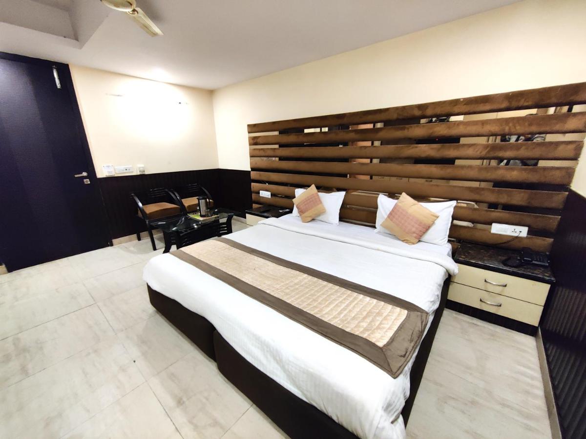 Hotel The Gold Inn Hotel 3*